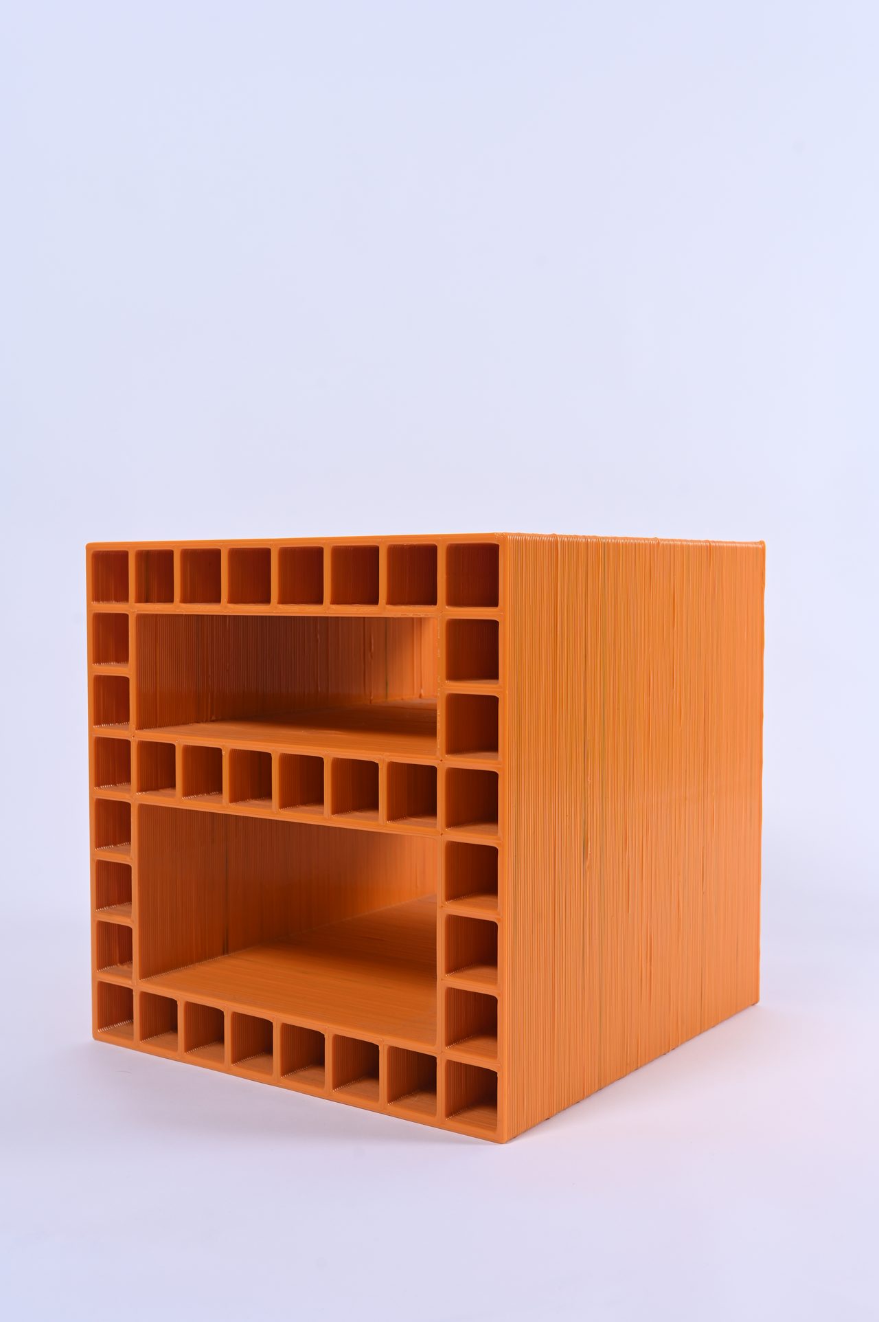 Modulo, orange module seen from the front